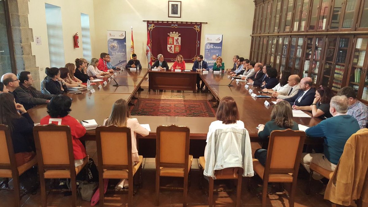 Fundabem participa desde este mes de mayo en la Mesa de Garantía Juvenil de Ávila