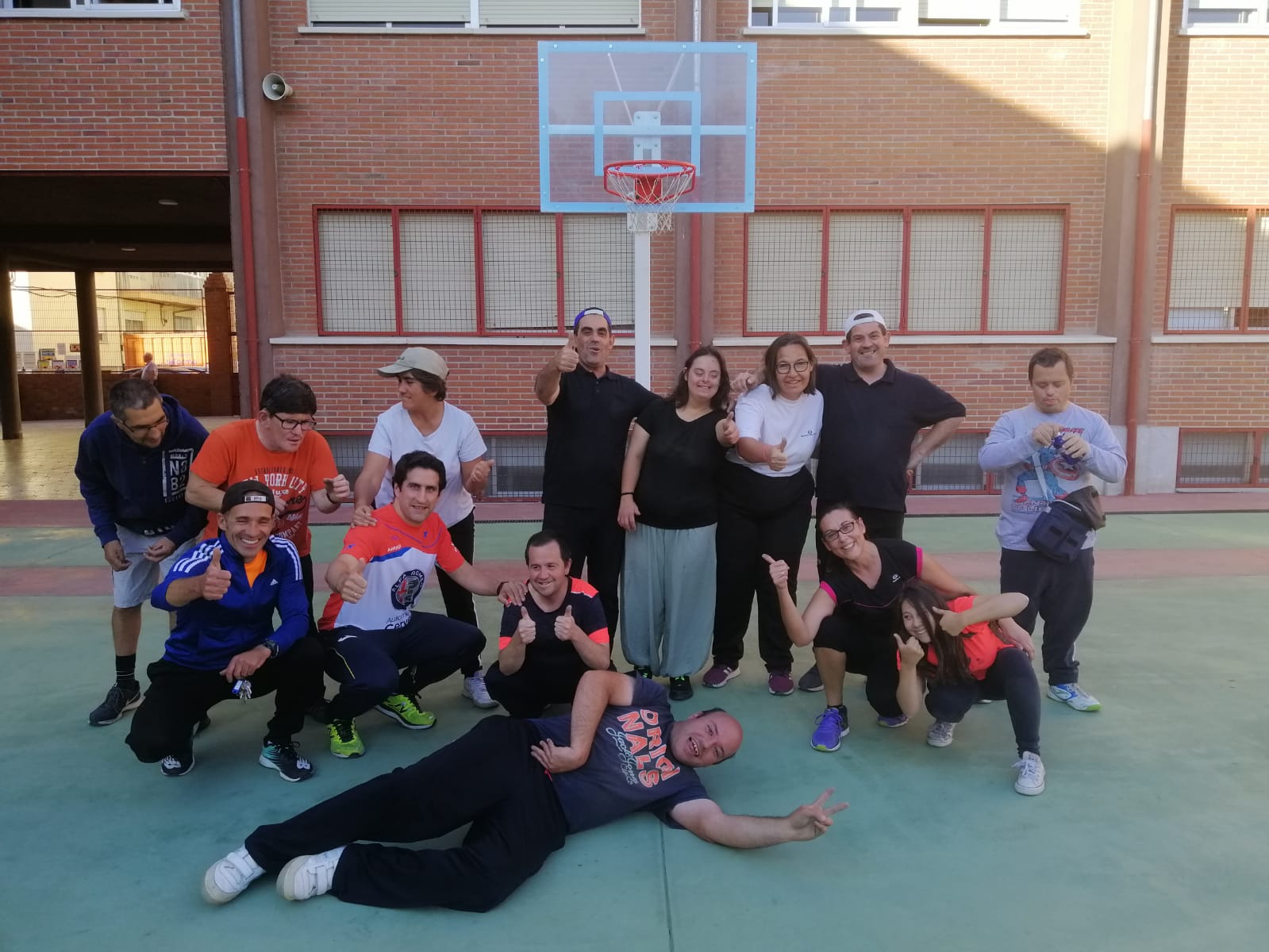 Seguimos practicando deportes, programa de nutrición y actividad física en colaboración Colegio Diocesano “Pablo VI” ???