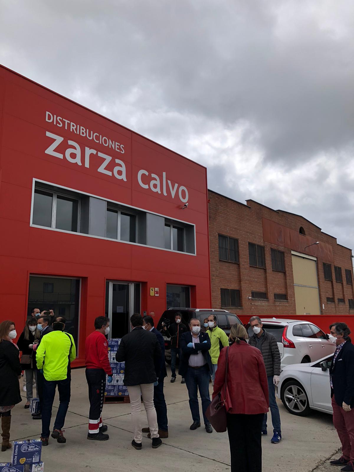 DISTRIBUCIONES zarza calvo ha donado bebidas de primera necesidad a varias asociaciones y fundaciones del tercer sector en Ávila, entre ellas Fundabem. ¡GRACIAS!