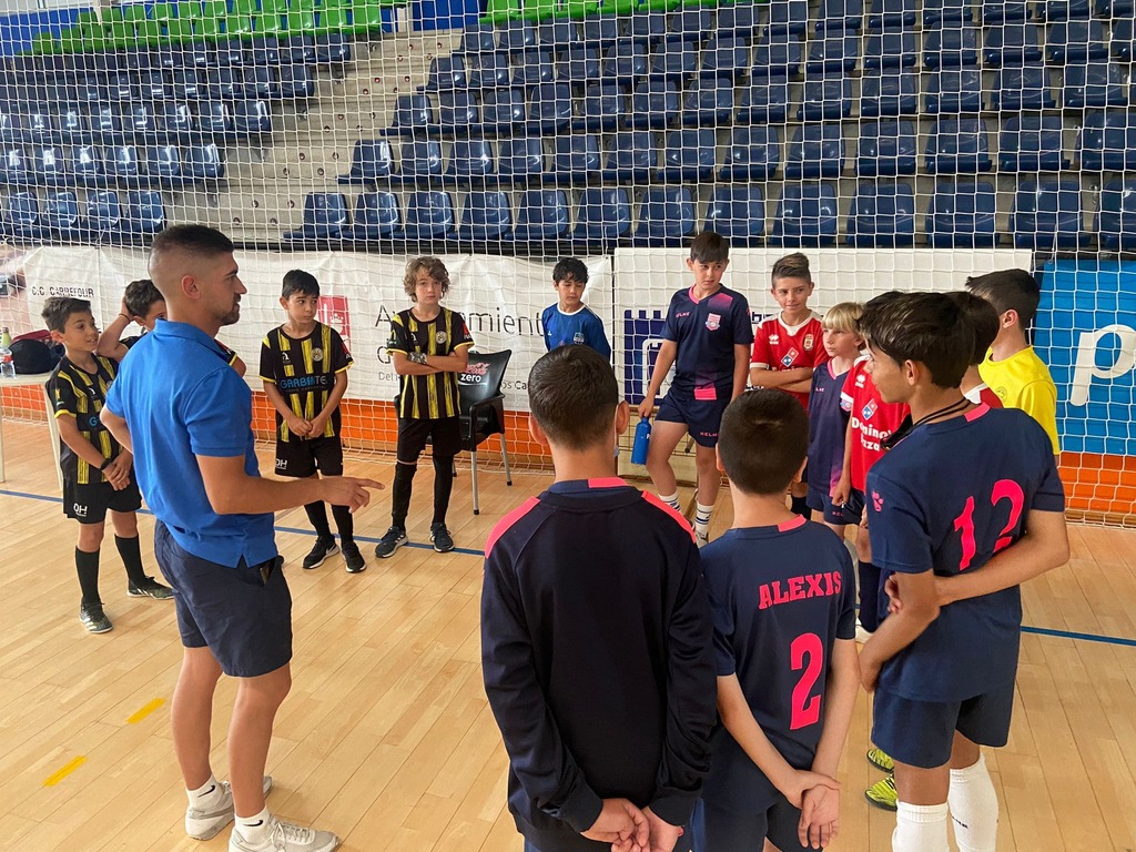 Jornada de Tecnificación y partidos con gran carga benéfica